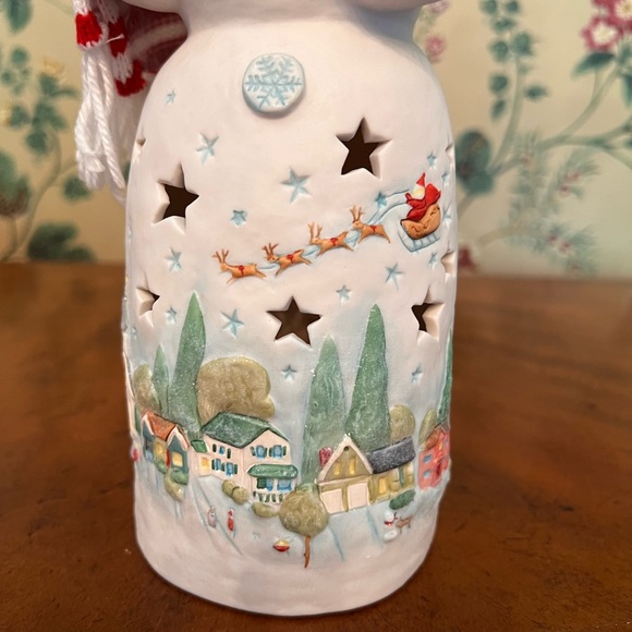 Hallmark 2012 Snowtop Lodge Ceramic Tabletop Snowman Candle House - Picture 6 of 12